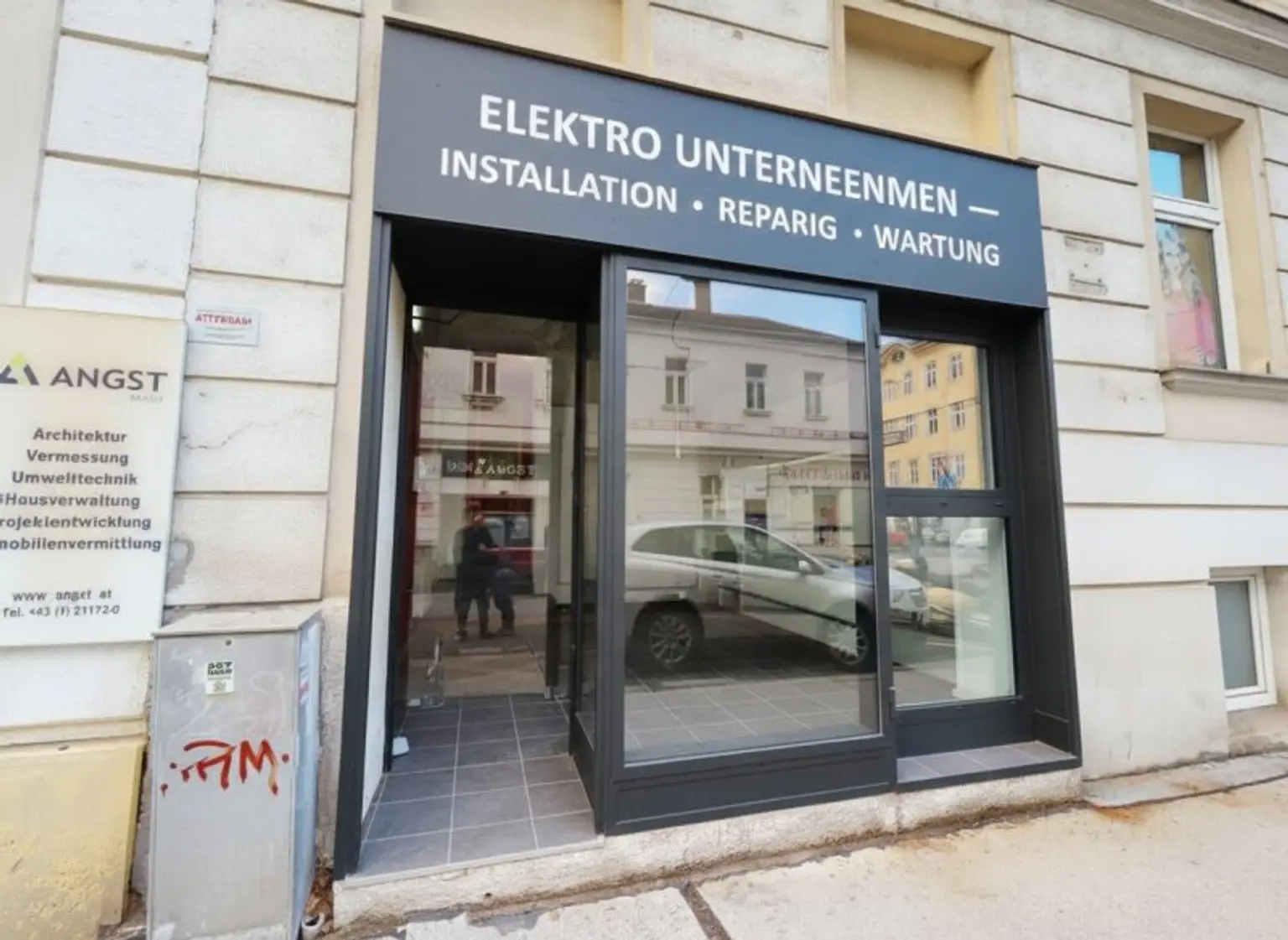 Geschäftslokalfront-KI generiert