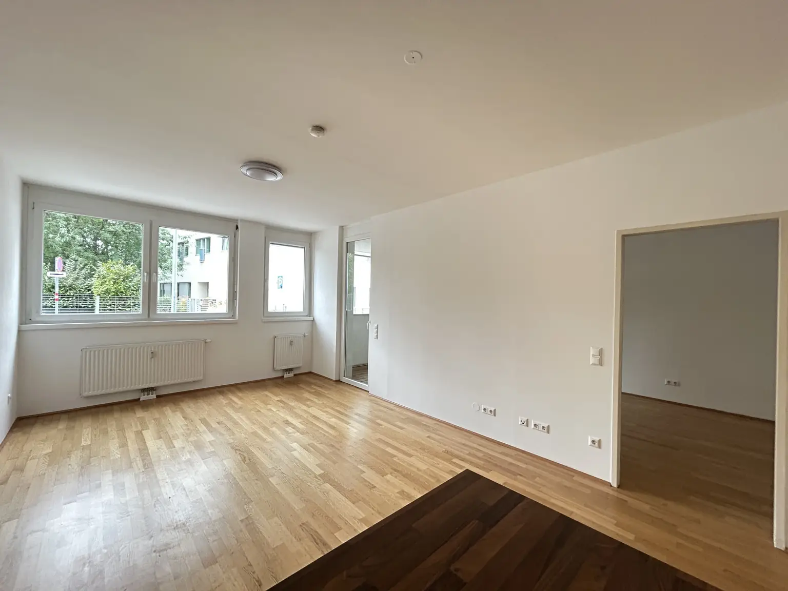 Wohnbereicht mit Ausgang auf Loggia