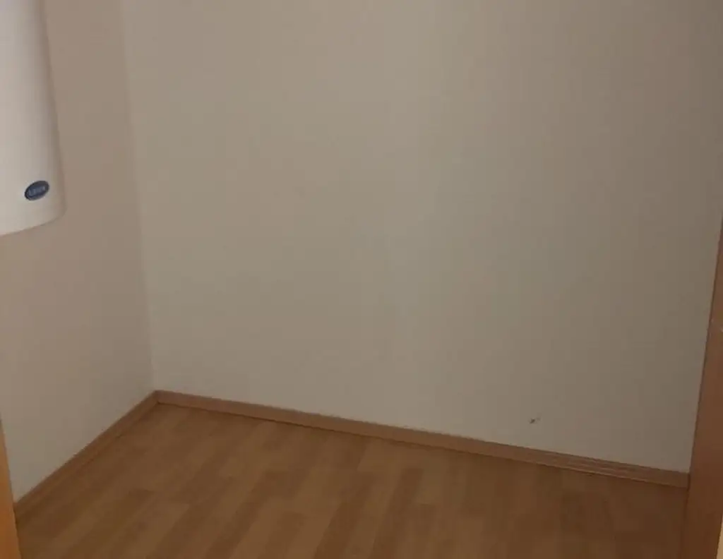 Günstige 2-Zimmer-Dachgeschosswohnung mit Küchenblock in Krieglach im Mürztal zu mieten !
