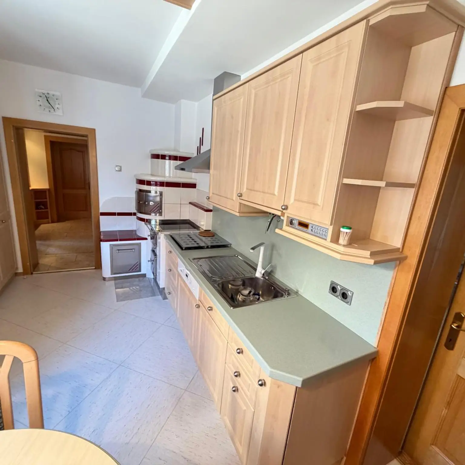 Wohnen in Aussichtslage mitten in der Natur auf  8 Ha. Grund, ehemalige Hofstelle!