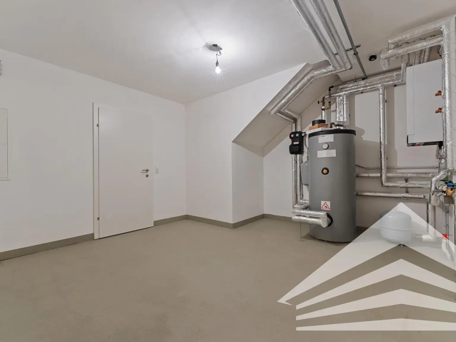 Pichling/Ebelsberg: Unterkellertes Reihenhaus mit Dachterrasse zum Erstbezug!