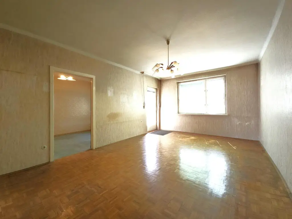 62 m² zum freien Gestalten in bester Lage | 2-Zimmer-Wohnung mit Loggia im Alsergrund