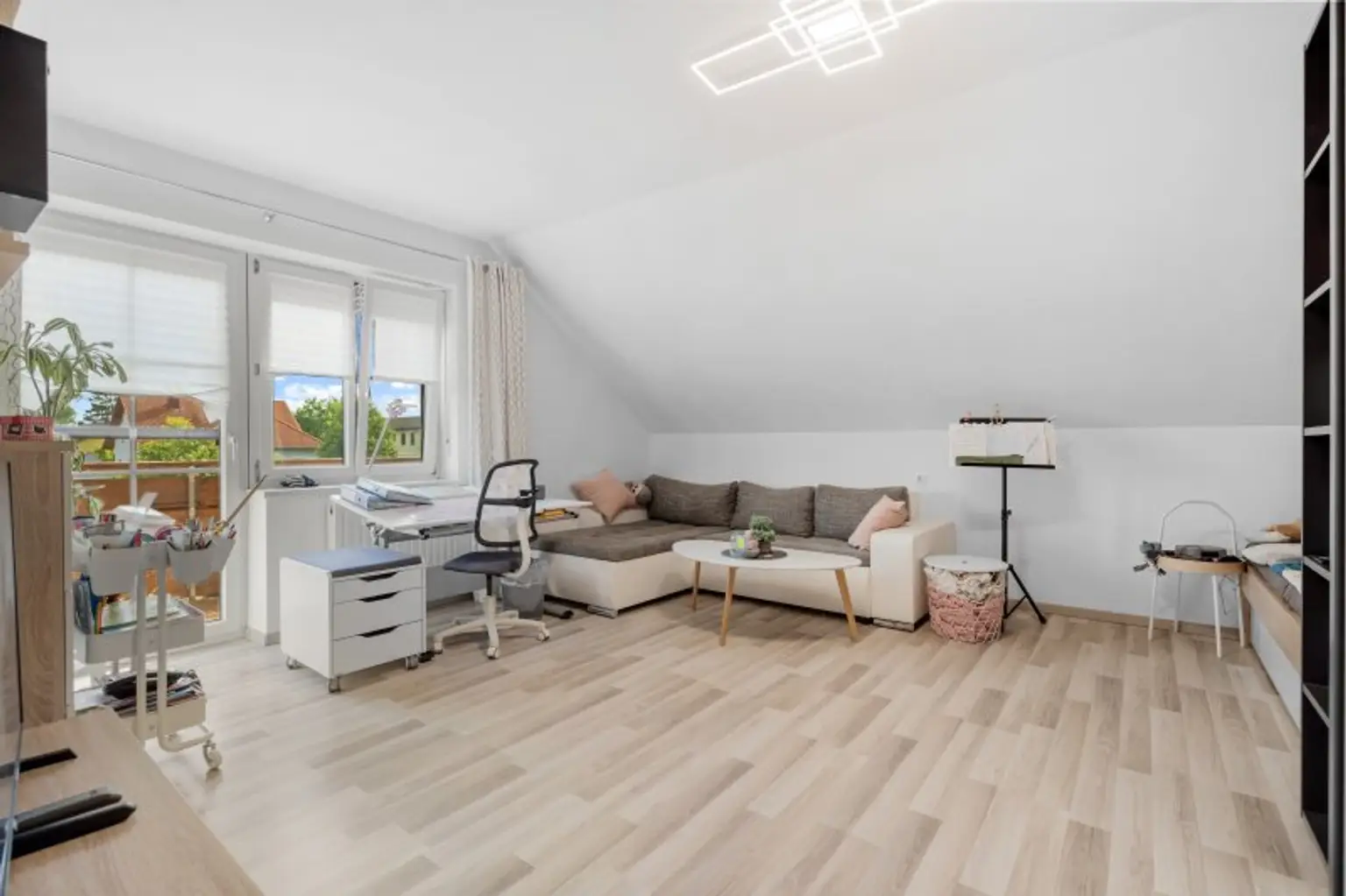 Exklusives Einfamilienhaus vor den Toren Wiens in nicht einsehbarer Grünruhelage / +++ RE/MAX Trend +++