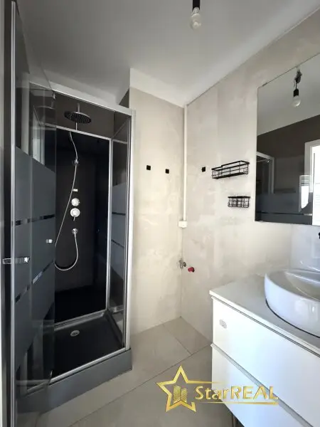 4 ZIMMER WOHNUNG IN 1130 WIEN! RENOVIERTER ZUSTAND. GEMEINSCHAFTSGARTEN.