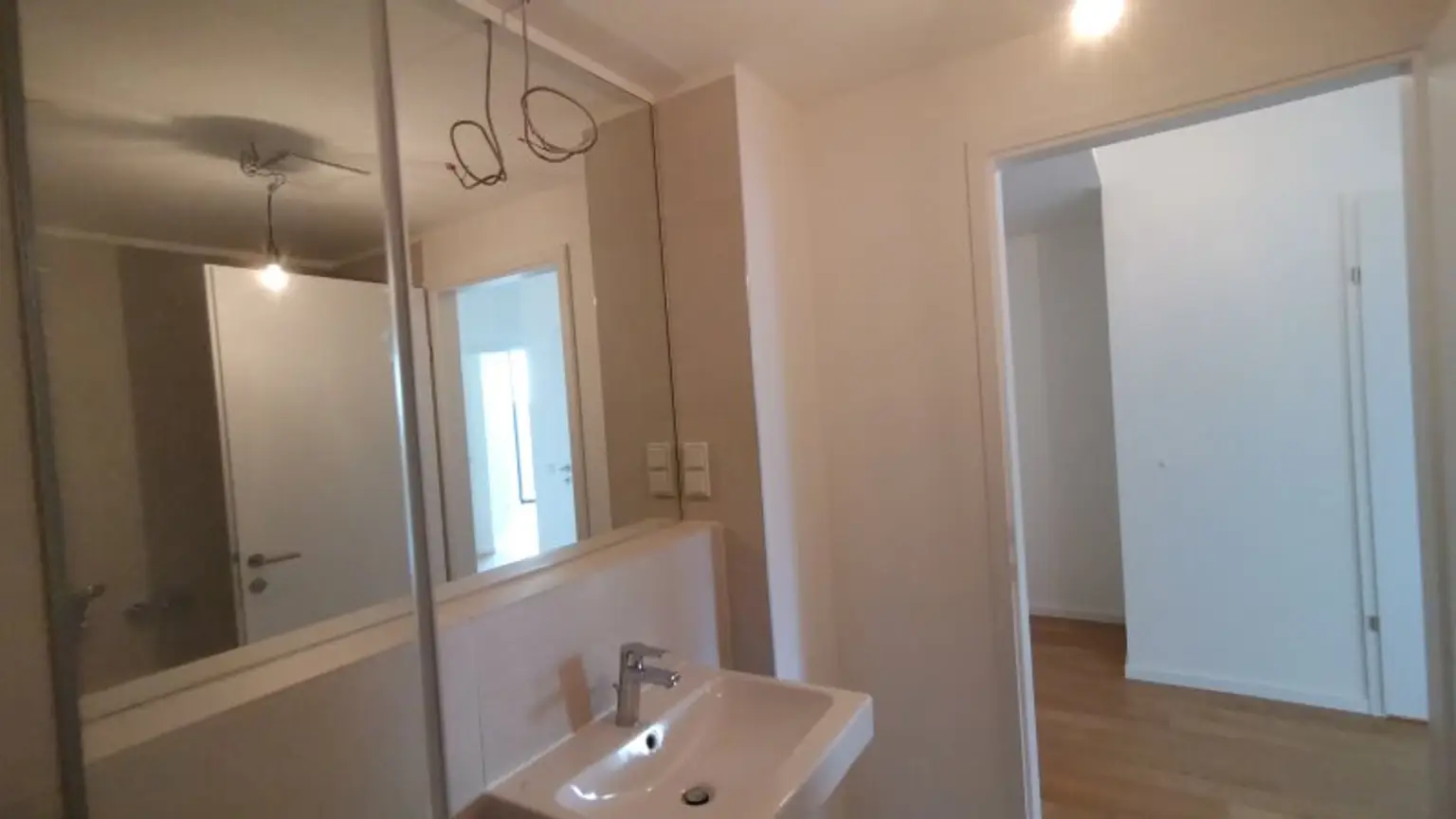 2-Zimmer-Wohnung Arsenalstraße: MODERNES WOHNEN mit KOMFORT