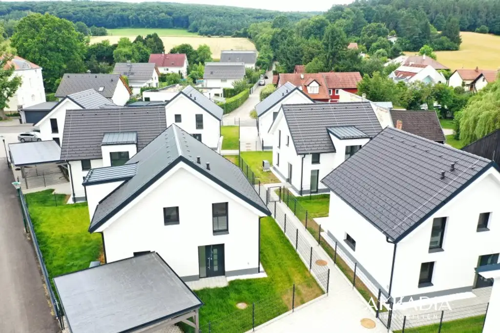 Ziegelmassivhaus I 4 Zimmer I Erstbezug - A\\