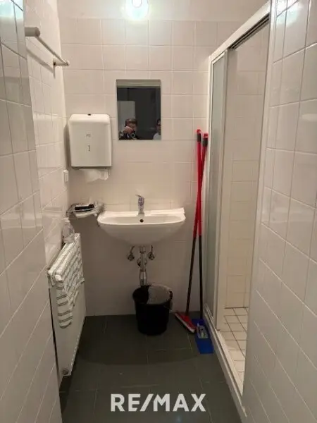 Ordination-Beauty Center-Nagelstudio etc..ABLÖSEFREI zu vermieten !