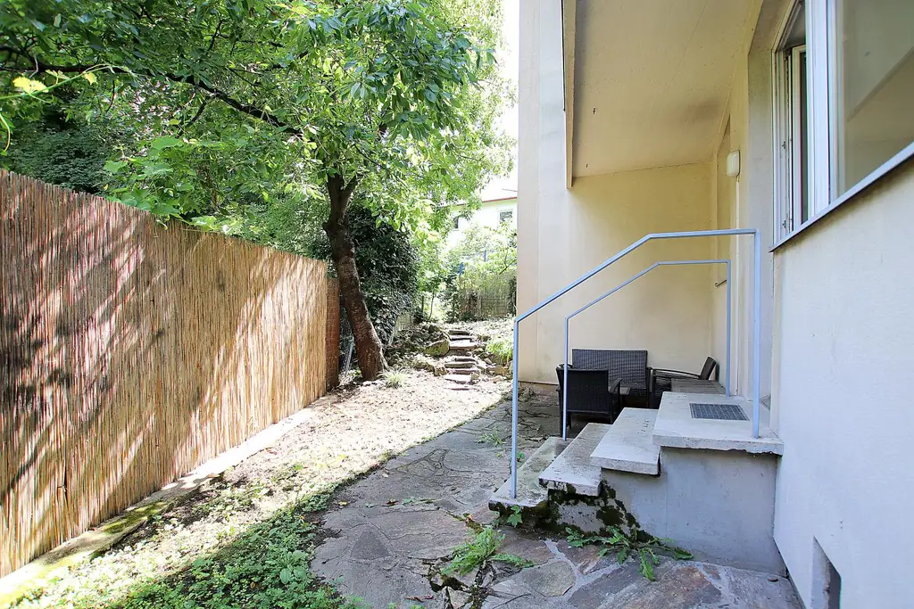 Wohnung mit Eigengarten in Grünruhelage beim Lainzer Tiergarten. Mietpreis inklusive Heizkosten und Warmwasser!