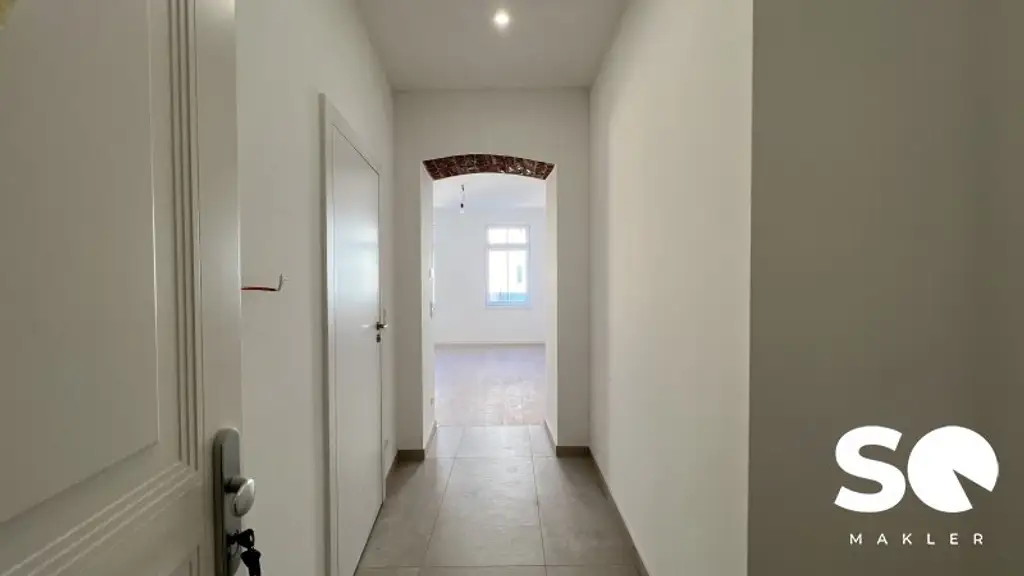 #SQ - CHARMANTE GARCONNIERE - Mitten im 16ten - Top 32