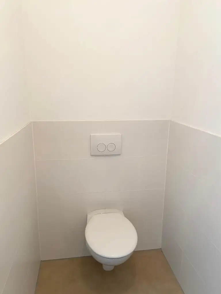 Moderne Dachgeschosswohnung inkl. Einbauküche und Loggia - Top A08