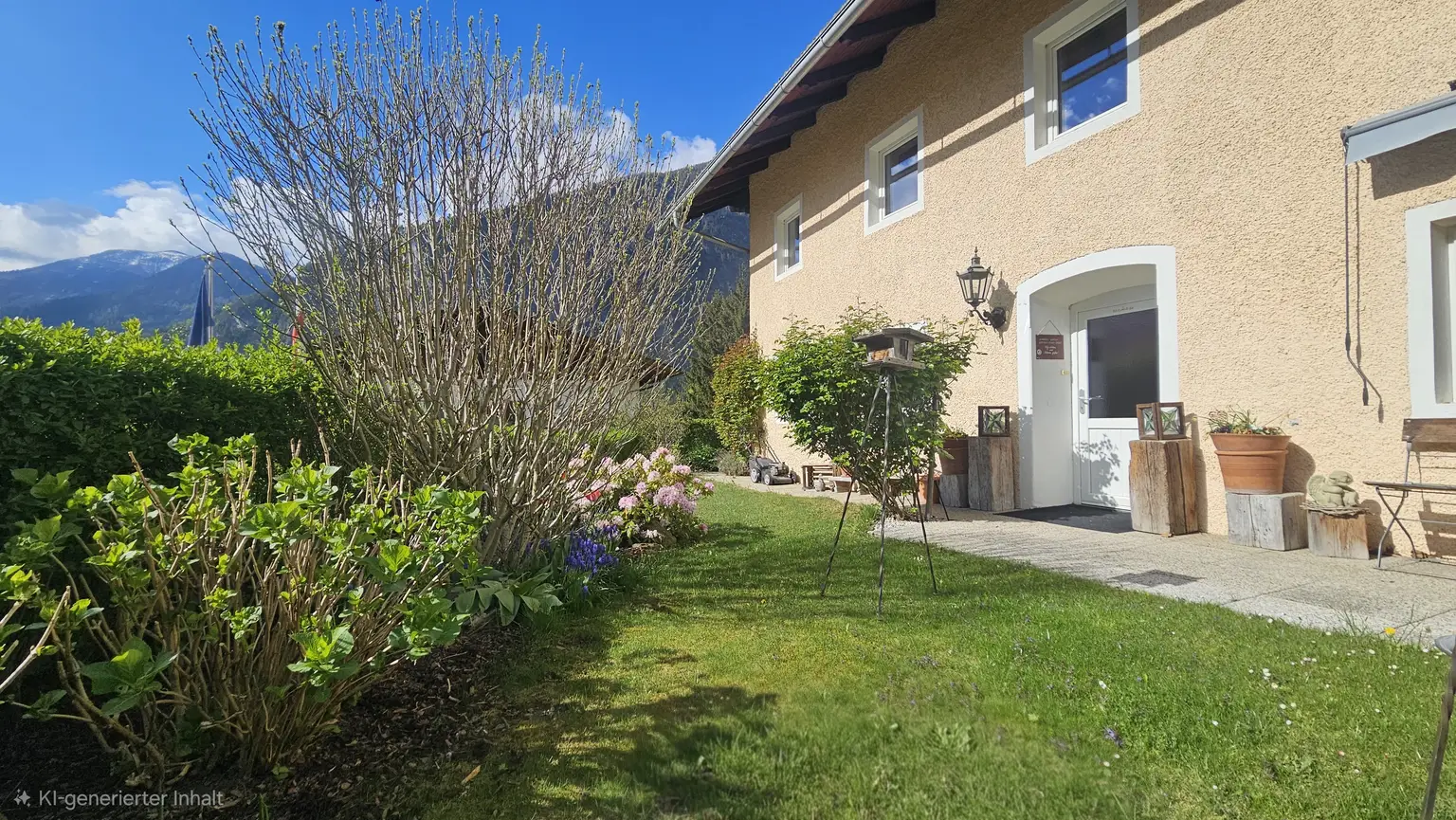 Gepflegtes Landhaus  / Appartementhaus