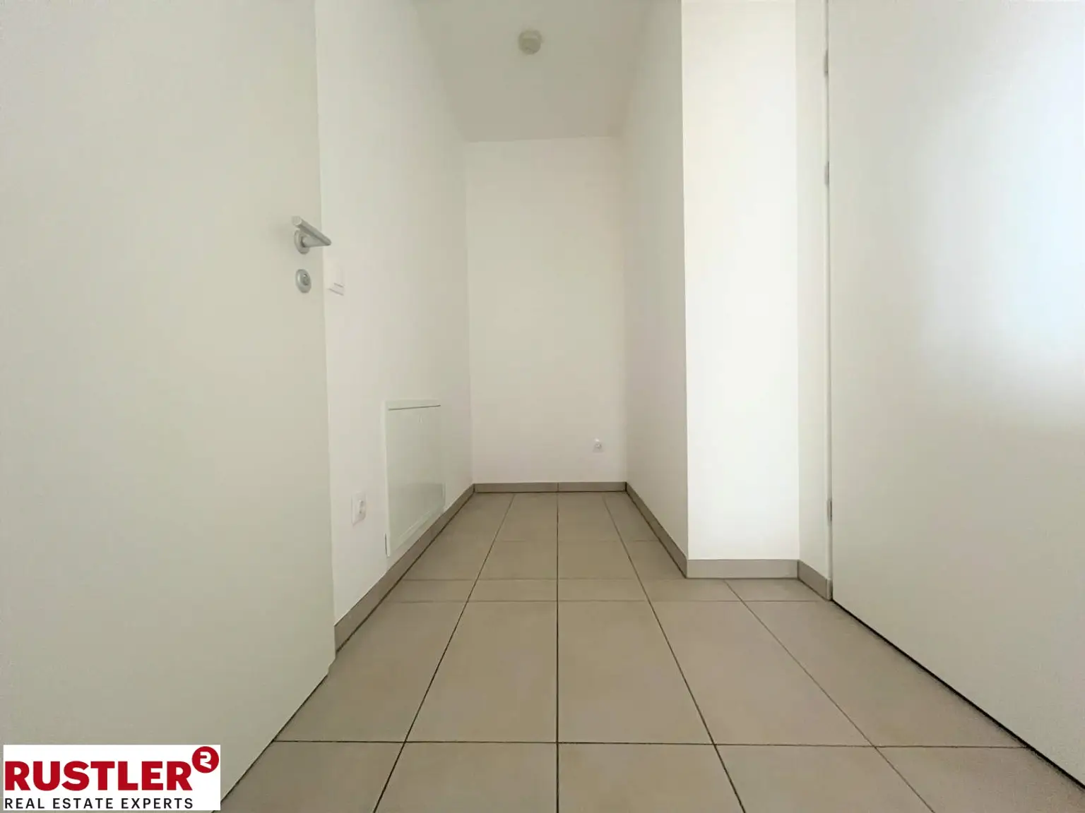 Bis zu 3 Monate MIETFREI! - Gut geschnitten und mit Ausblick - 2-Zimmer Wohnung mit Loggia