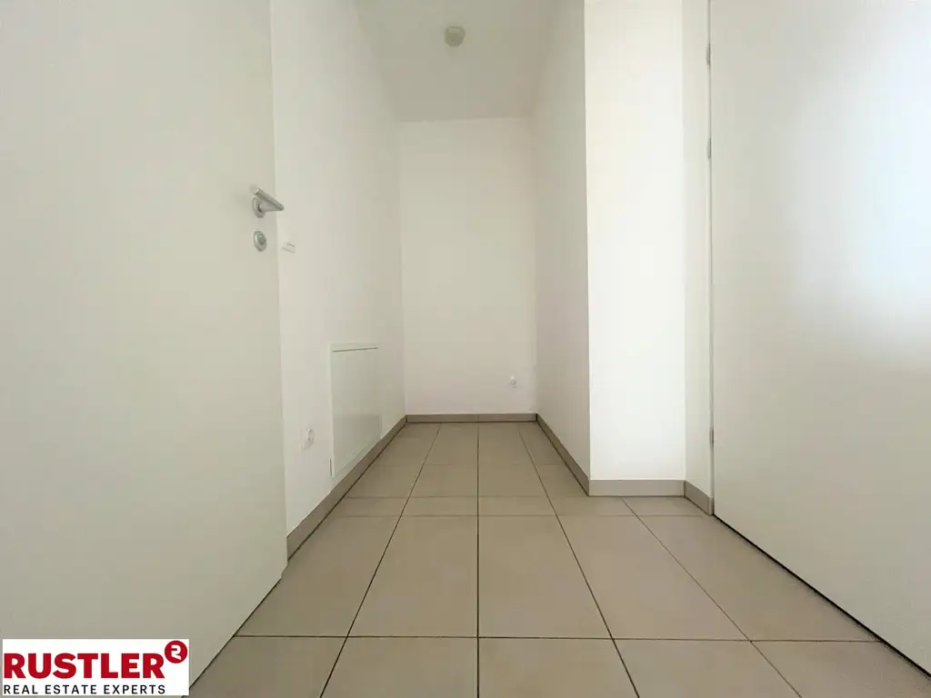 Bis zu 3 Monate MIETFREI! - Gut geschnitten und mit Ausblick - 2-Zimmer Wohnung mit Loggia