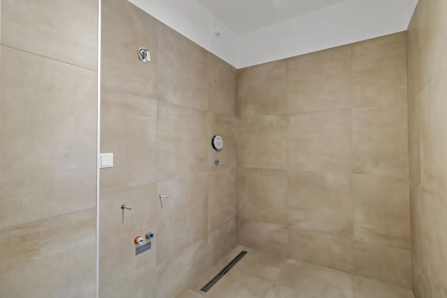 L | ++ NEU ++ EXKLUSIVE VIER Zimmer mit BALKON - Beste Lage! | Prima Service Immobilien