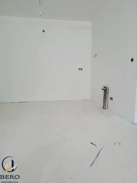 Erstbezug-3 Zimmer-großer Balkon-Provisionsfrei