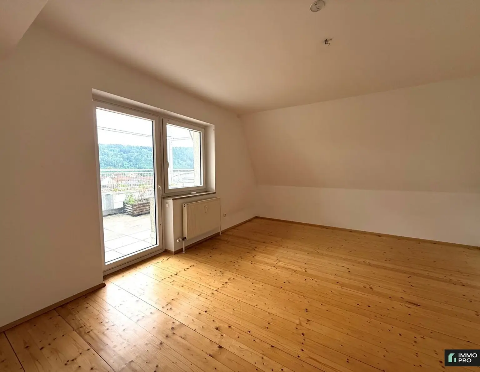 Helle 3-Zimmer Wohnung - Provisionsfrei!