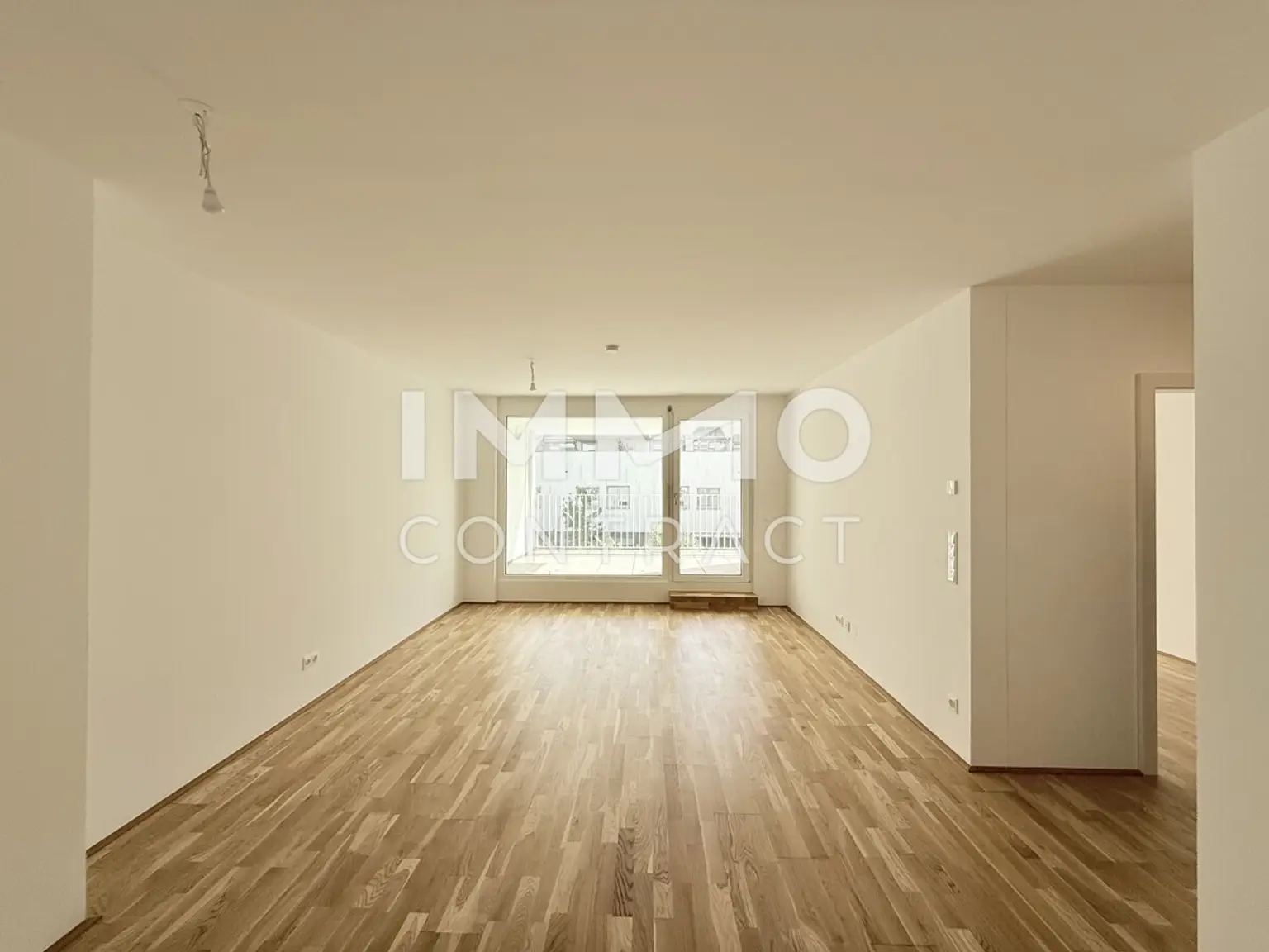 EDI N° 7 - großzügige 3 - Zimmer - Wohnung mit großer Freifläche