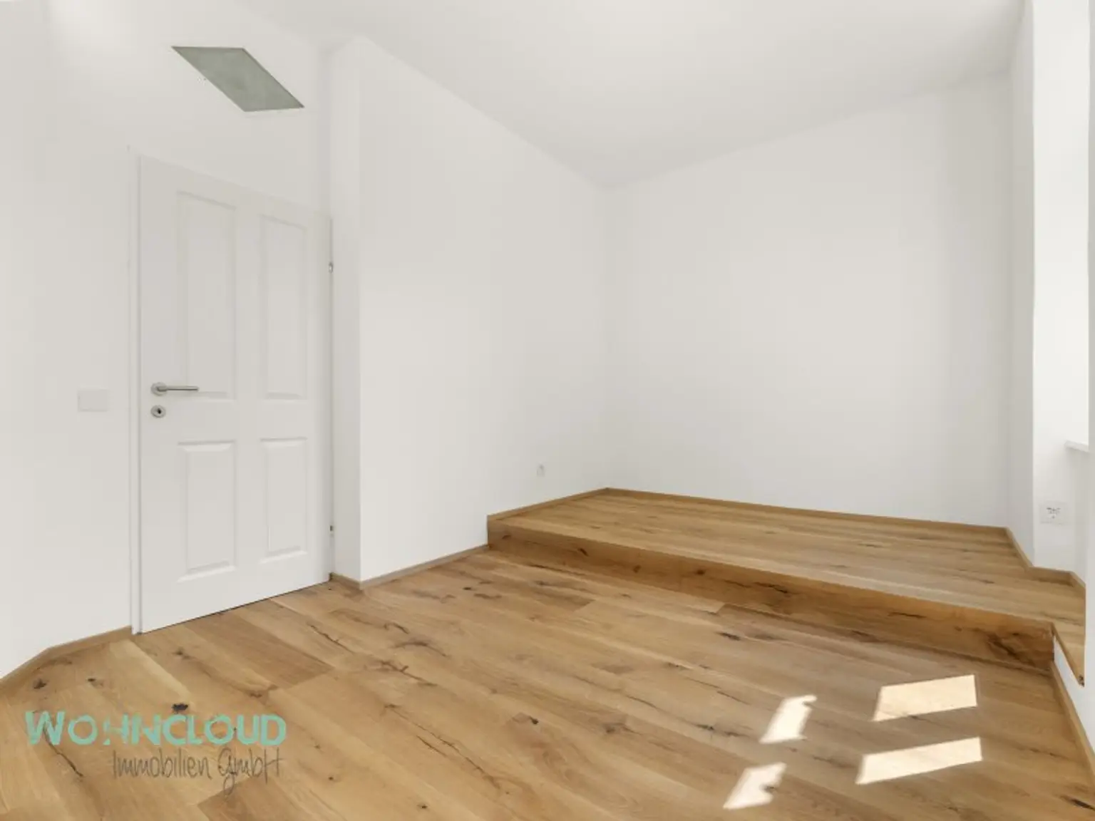 KINDERZIMMER/BÜRO