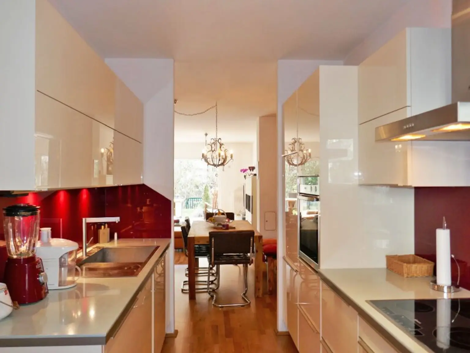 EWE Küche mit Neff Einbaugeräten