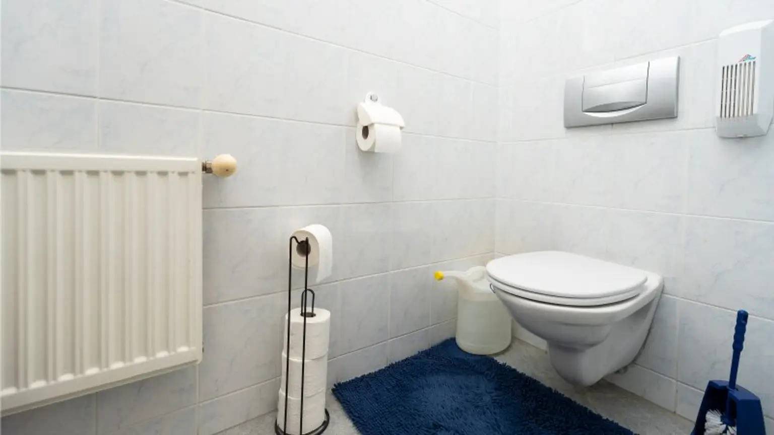 Kapitalanlage mit Potential – 2 Häuser auf Eckgrundstück mit rund 938 m² Grundstücksfläche!
