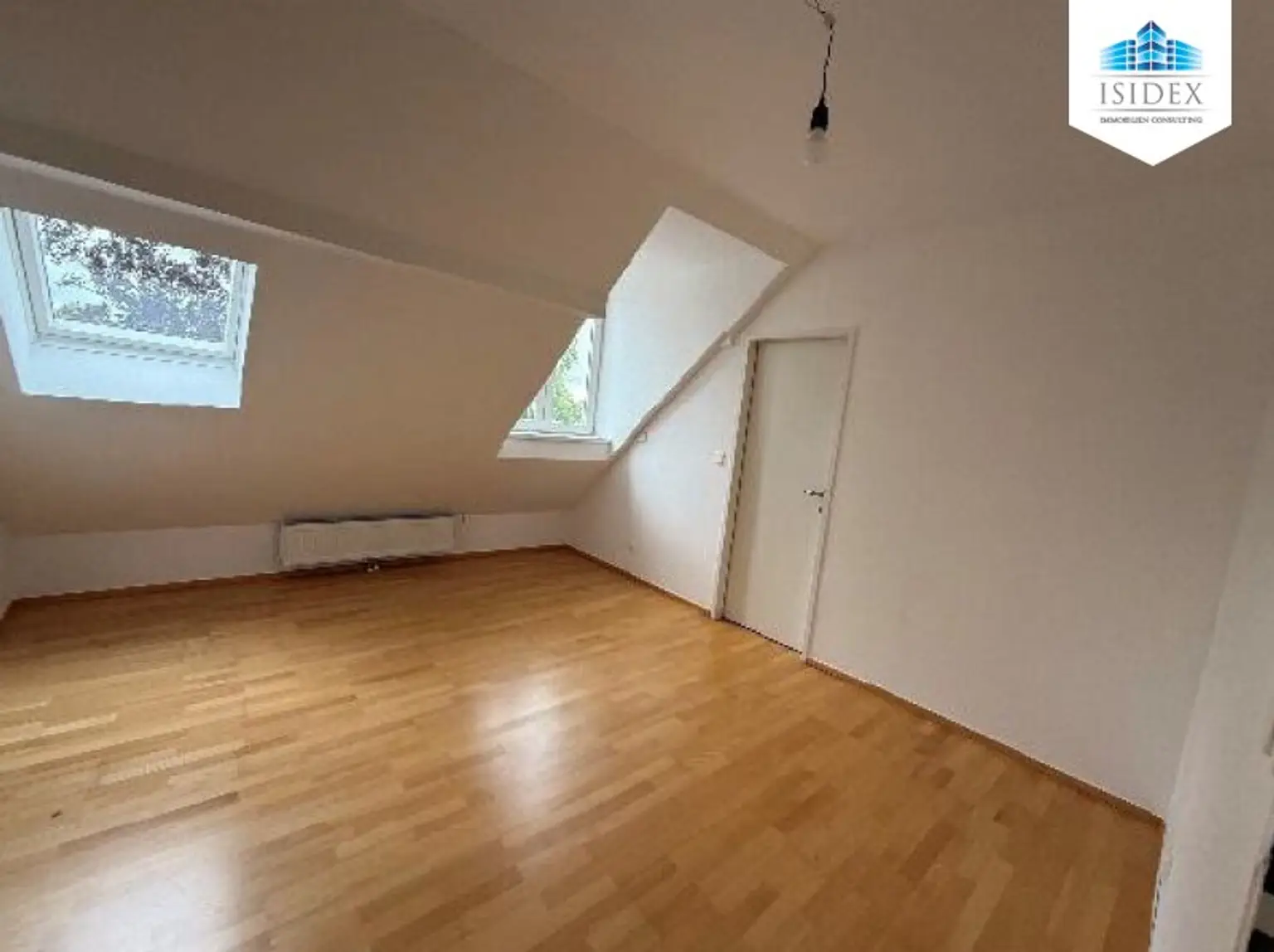 Dachgeschosswohnung im Herzen der Kurstadt Baden