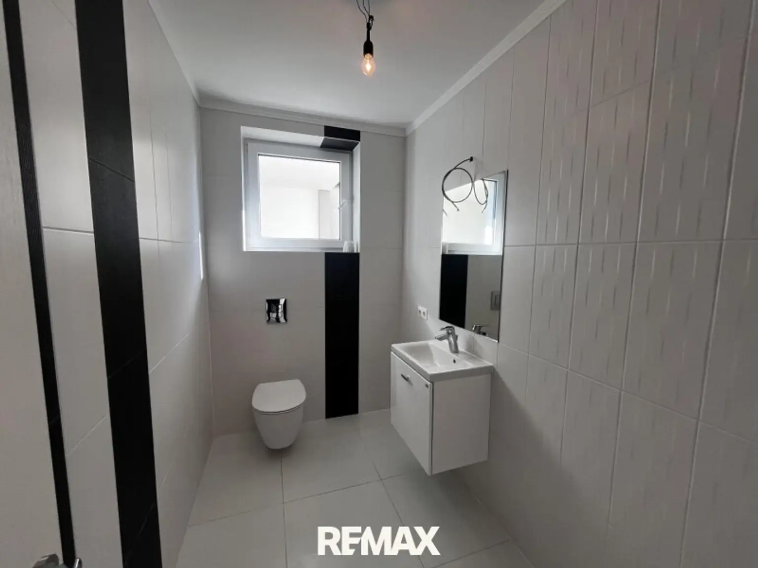 09 EG_Toilette