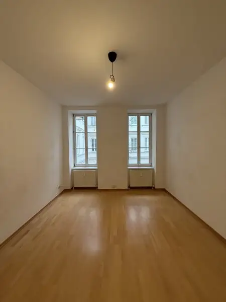 ADLERHOF | 2-Zimmer-Wohnung inkl. Lift | 6 min Fußweg zur U3 VOLKSTHEATER