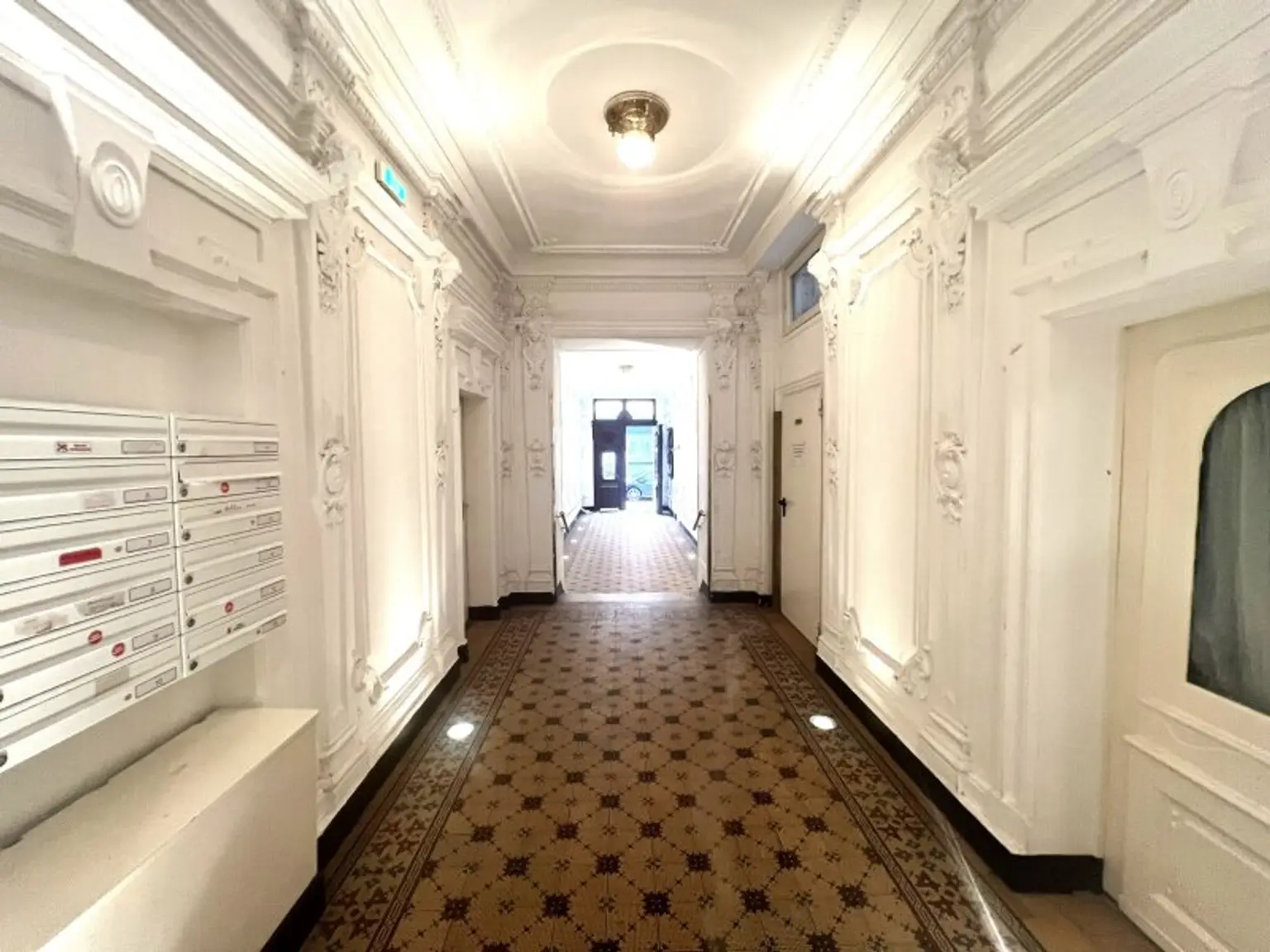 Schöne, repräsentative Büro- oder Kanzleiräumlichkeiten in bester Innenstadtlage - Nähe Stephansplatz (!)