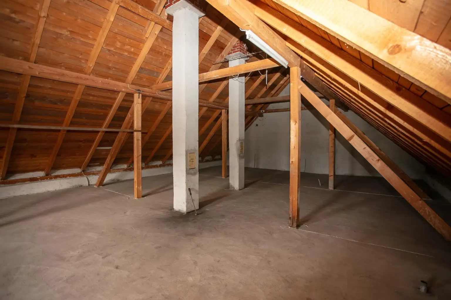 Ihr neues Zuhause mit Ausblick – Viel Platz, gepflegter Zustand