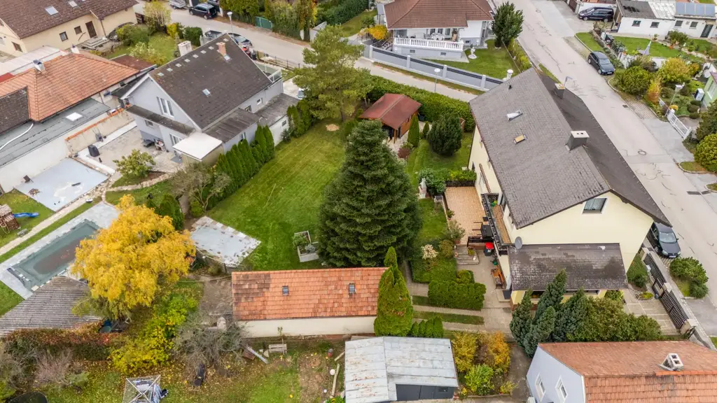 "gepflegtes Wohnhaus mit teilbarem Grundstück!"