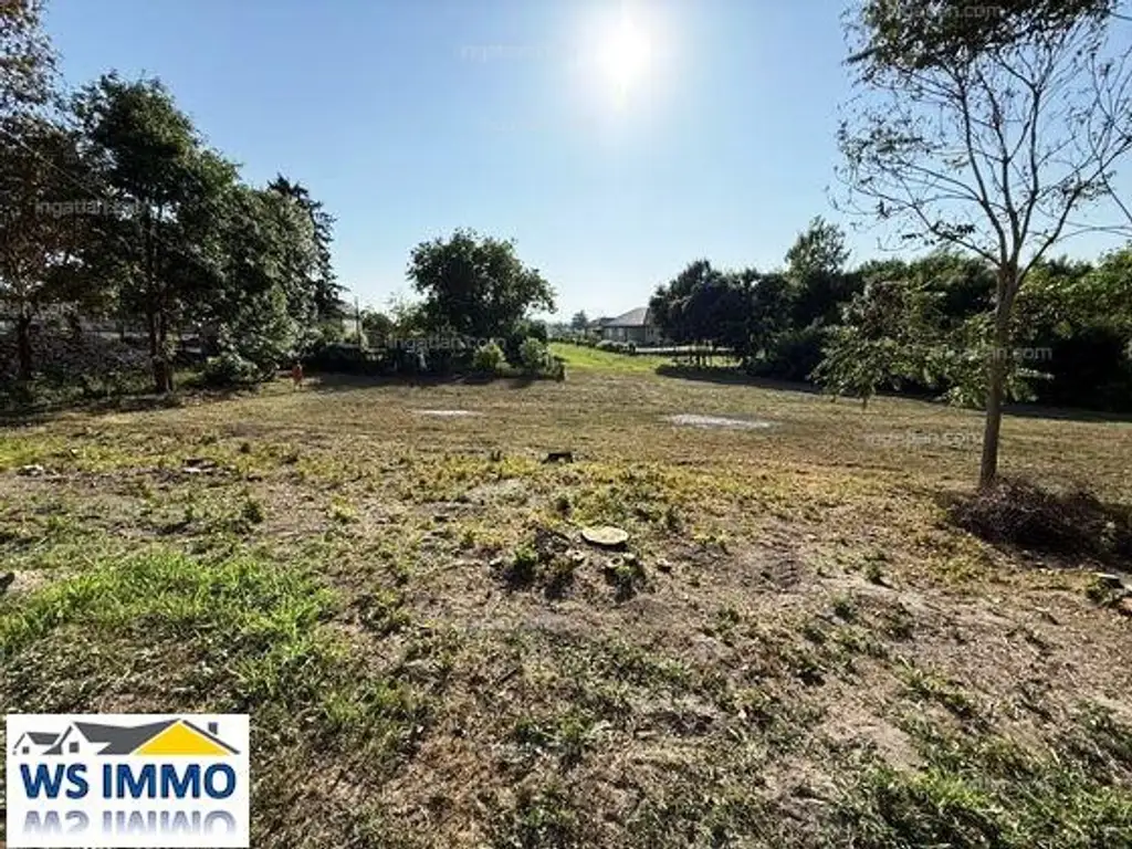 4.365 m² großes Baugrundstück gut aufgeschlossen! evtl.Teilbar