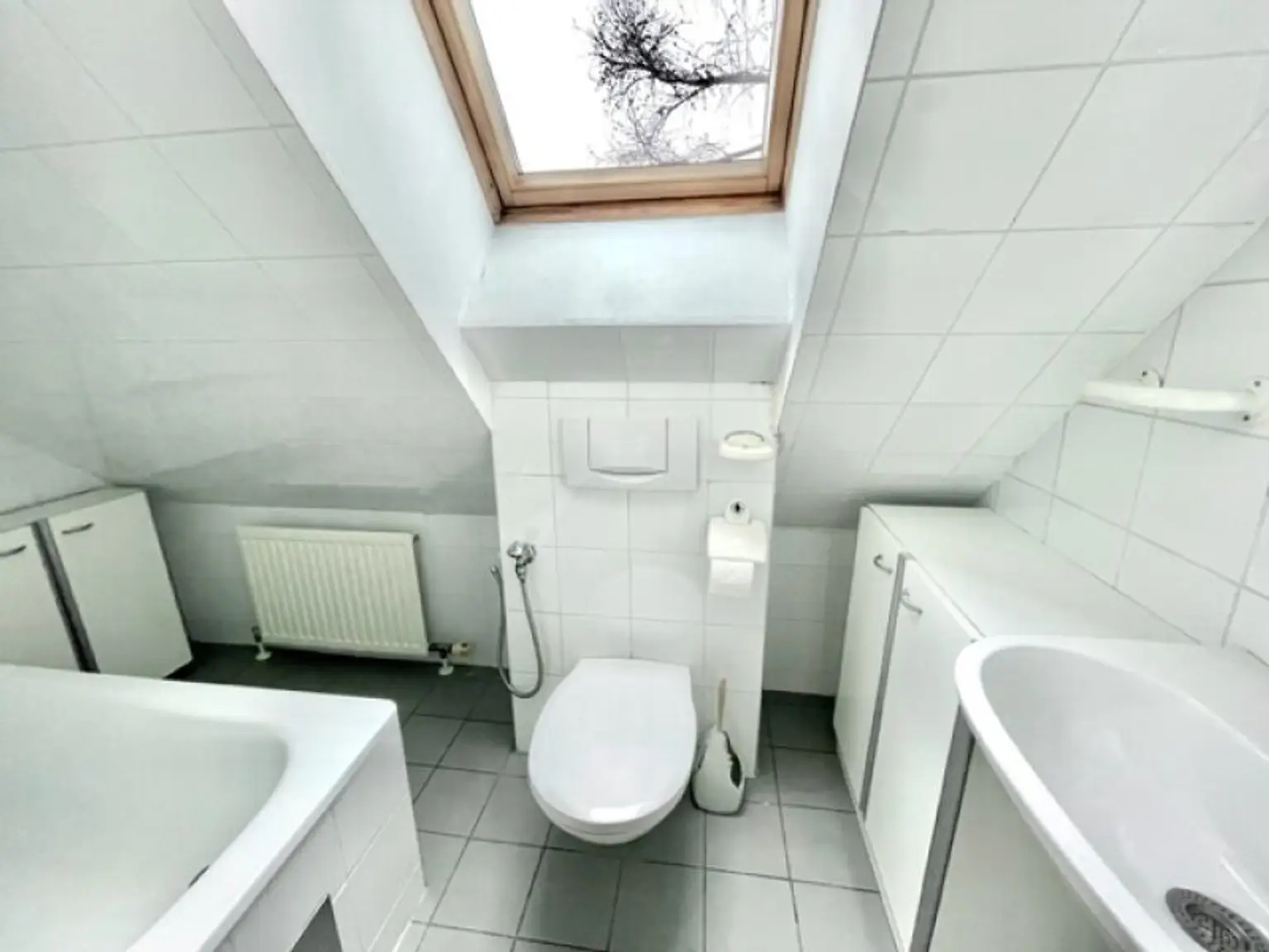 MIETOBJEKT- Wunderschönes Doppel-Haus mit herrlichen Terrassen & Garten - BRUCKHAUFEN -Nähe Donauturm - Uno- City!