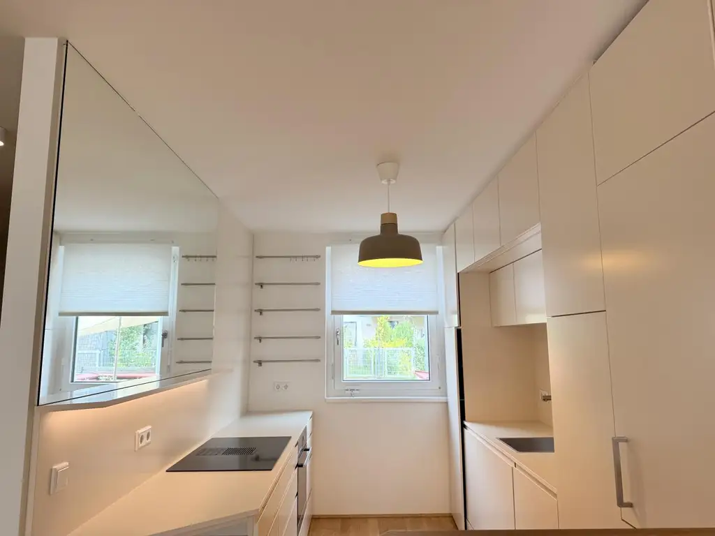 Exkusives Reihenhaus mit Garten und Garage