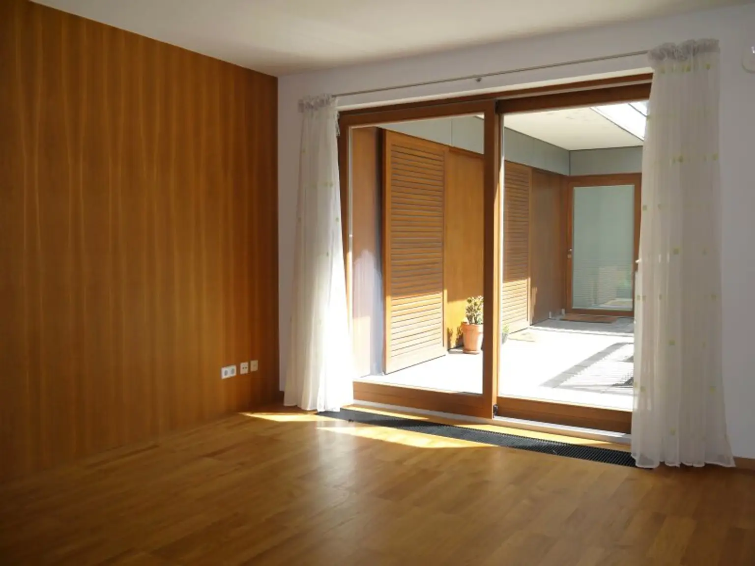 LOFT MIT PRIVATER TERRASSE NÄHE STEPHANSPLATZ