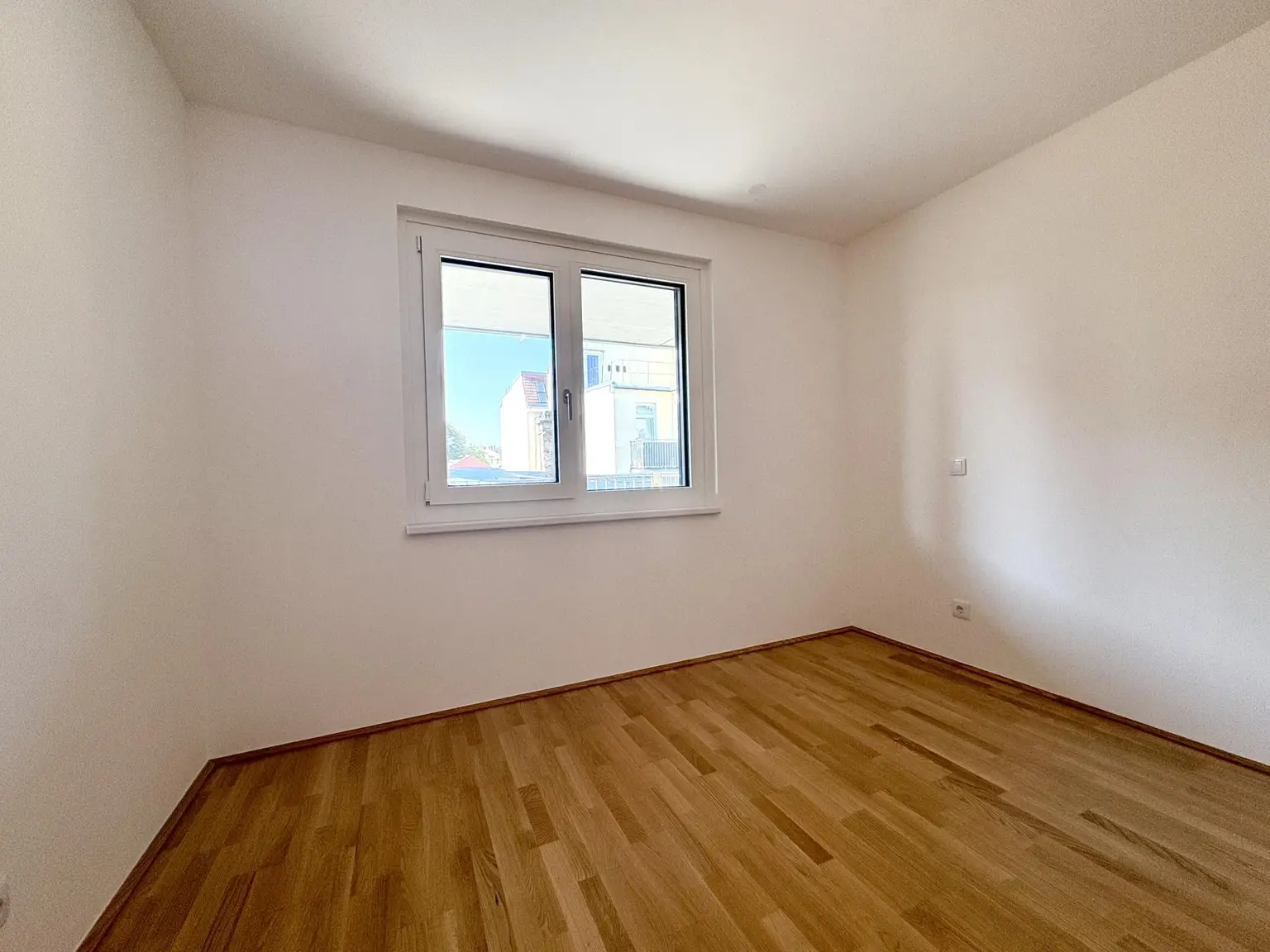 Wohnen zwischen Stadt & Natur – 3 Zimmer mit Loggia