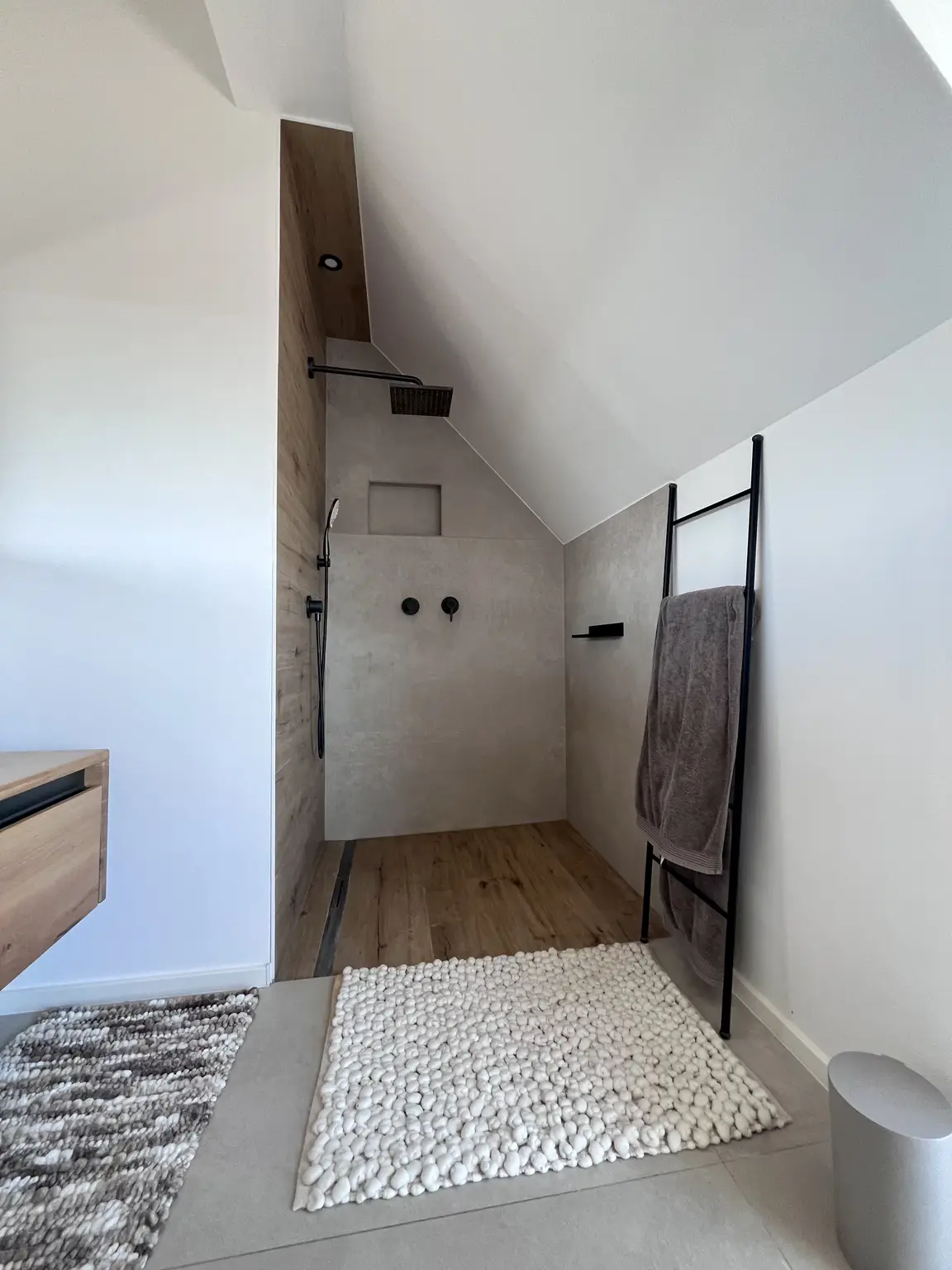 REPRÄSENTATIVES PENTHOUSE-JUWEL: Luxuriöses Dachgeschoss-Maisonette-Traum mit grandiosem Weitblick