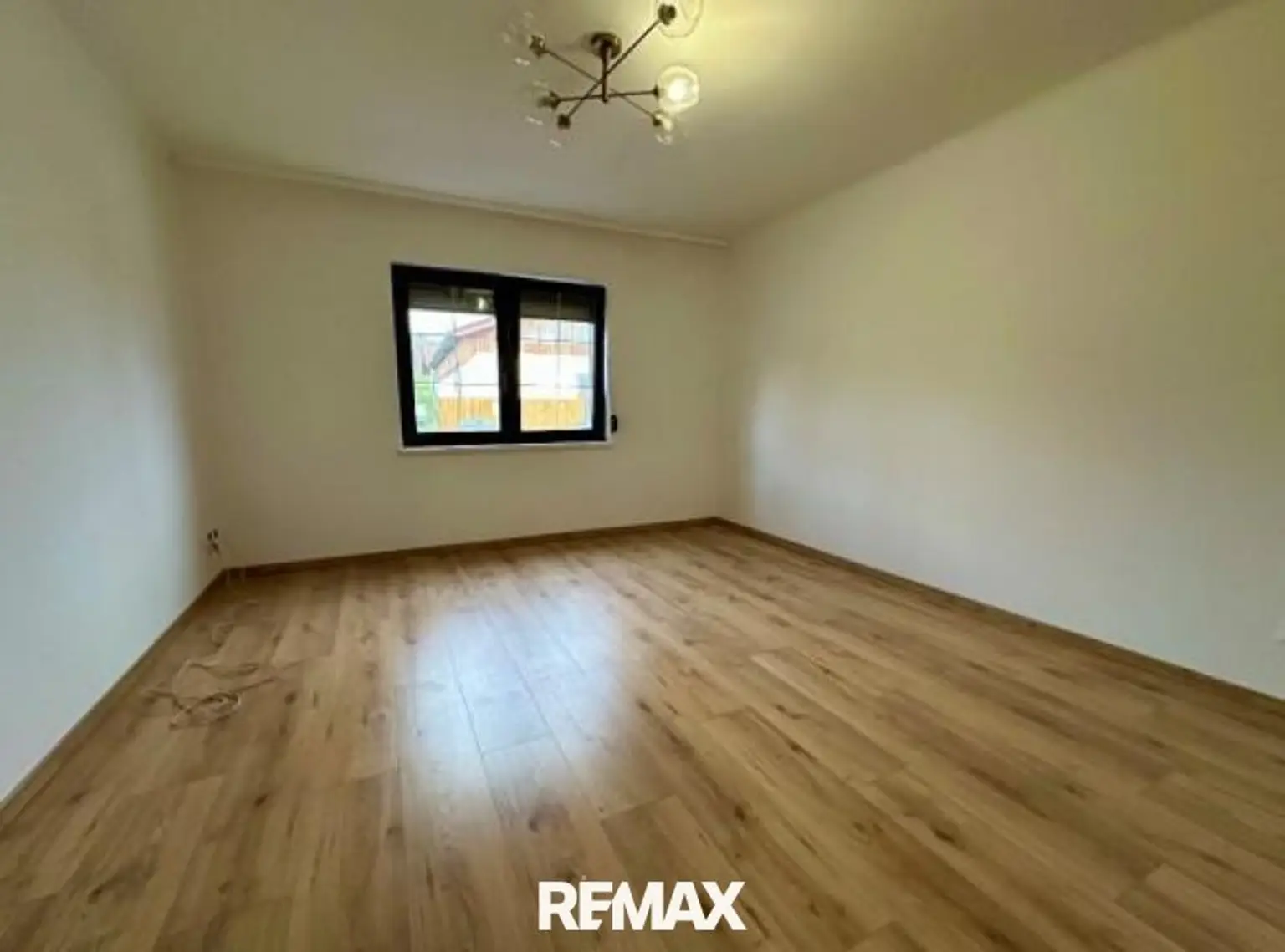 Objekt 2 - Wohnung 1 - Zimmer
