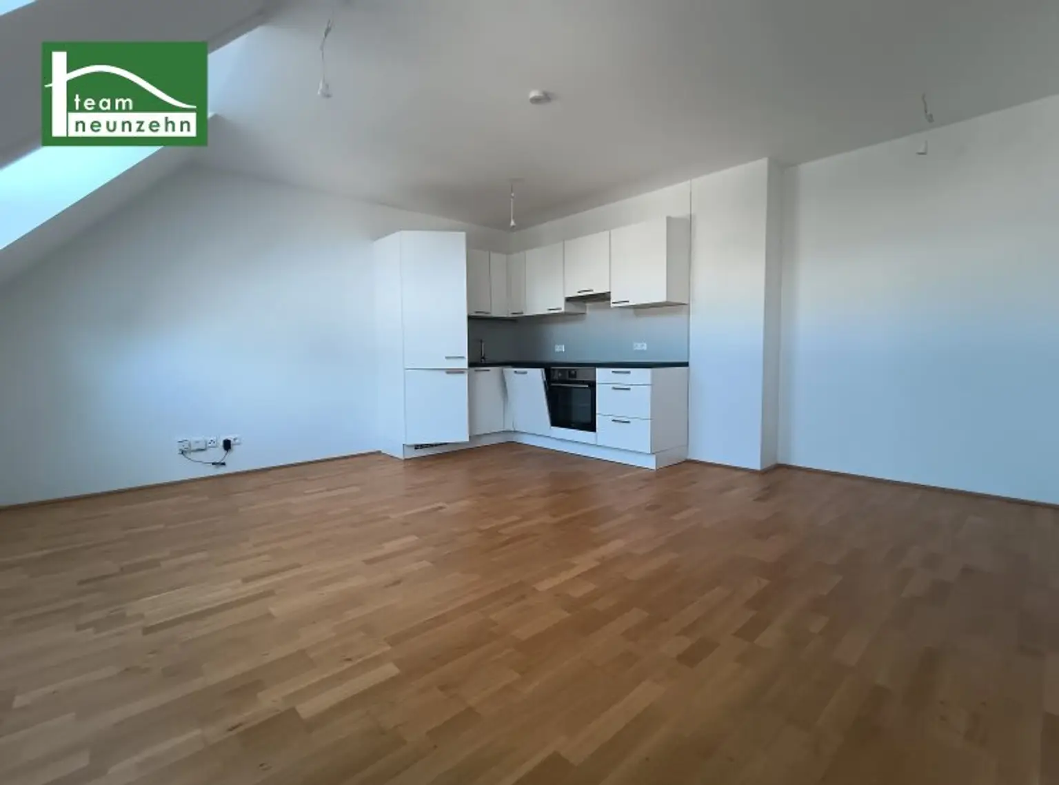 Dachgeschosswohnung mit hochwertiger Ausstattung - Karmeliterhof