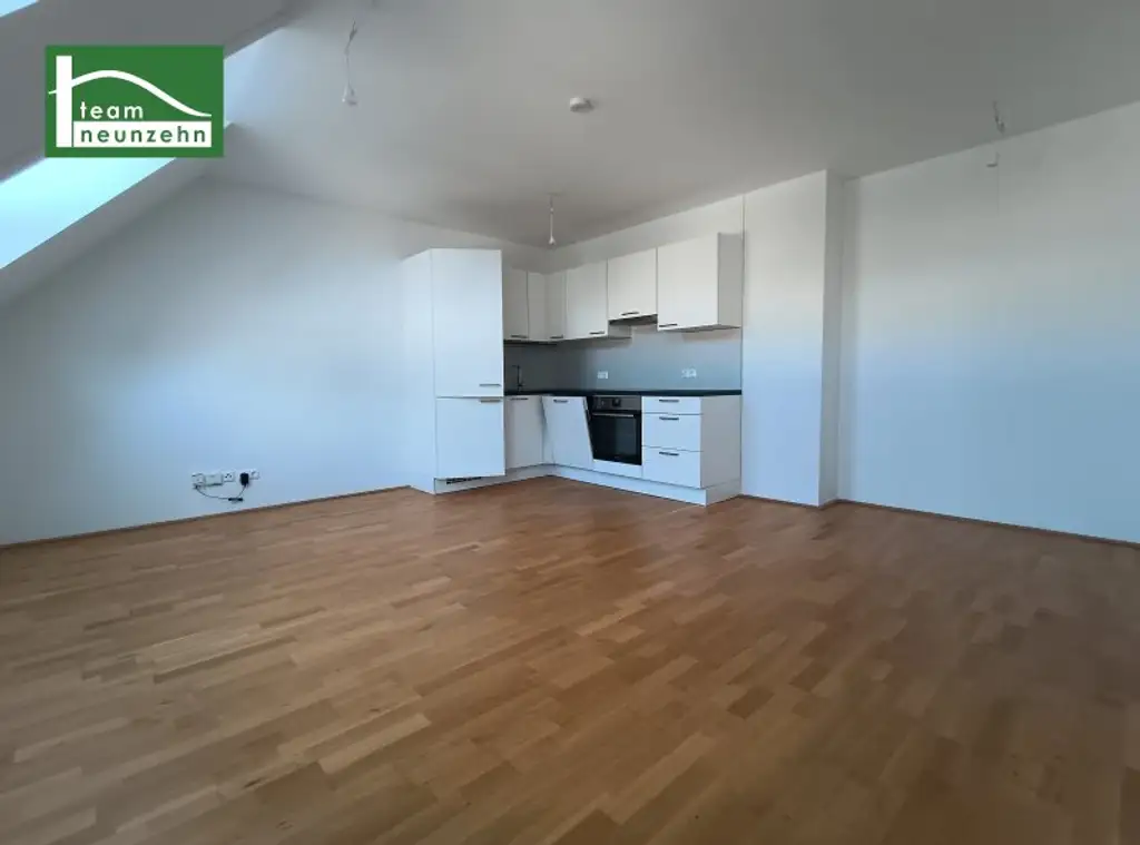 Dachgeschosswohnung mit hochwertiger Ausstattung - Karmeliterhof