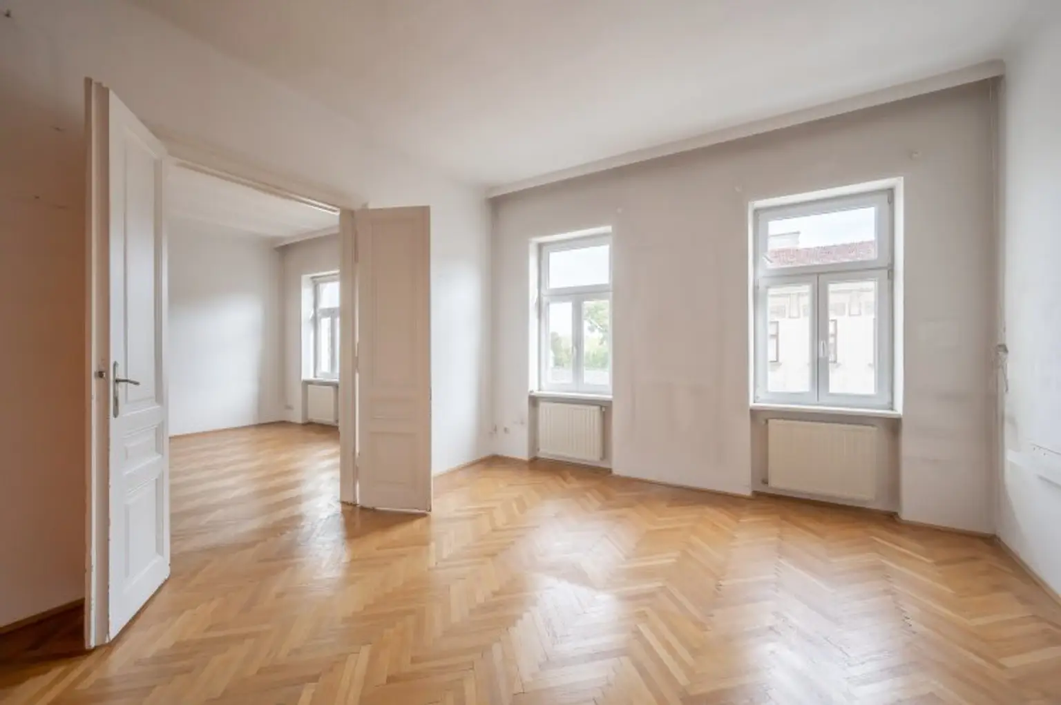 ***NEU*** Gepflegte 3 Zimmer Wohnung in repräsentativem Stilaltbau! in TOP-Lage!!