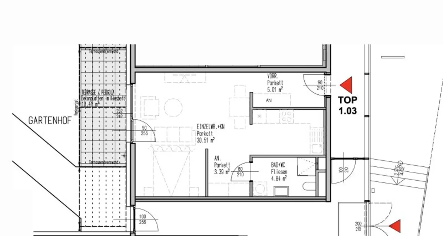 Luftiges Raumgefühl dank 3 Meter hohen Decken - Hofseitig mit Terrasse