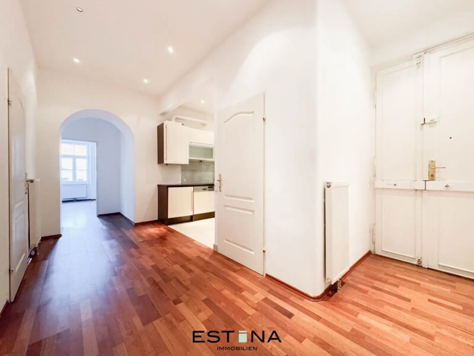 Wohnen mit Blick auf die Karlskirche