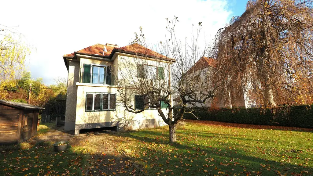 Rarität am Hasnerplatz - Einfamilienhaus zum Sanieren!