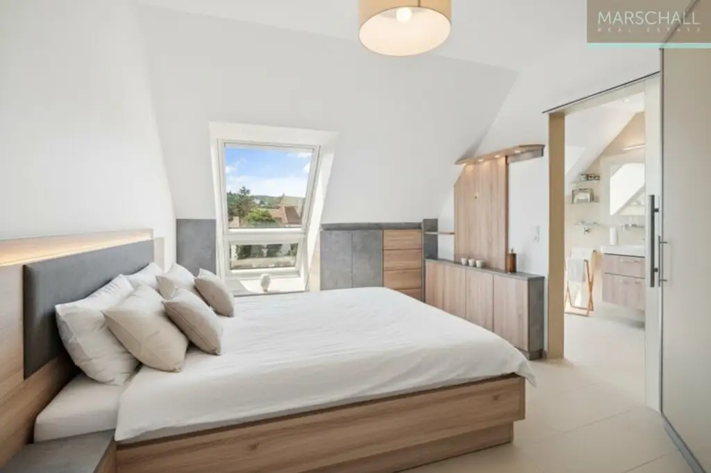 Hochwertiges 2-Zimmer-Penthouse mit Terrasse in Toplage