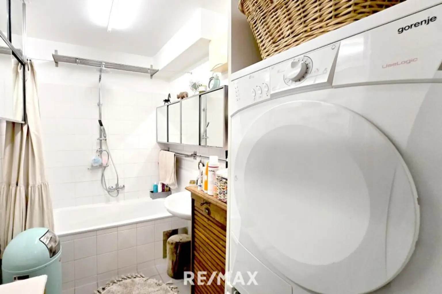 Eigengarten- 4 Zimmer- Pool