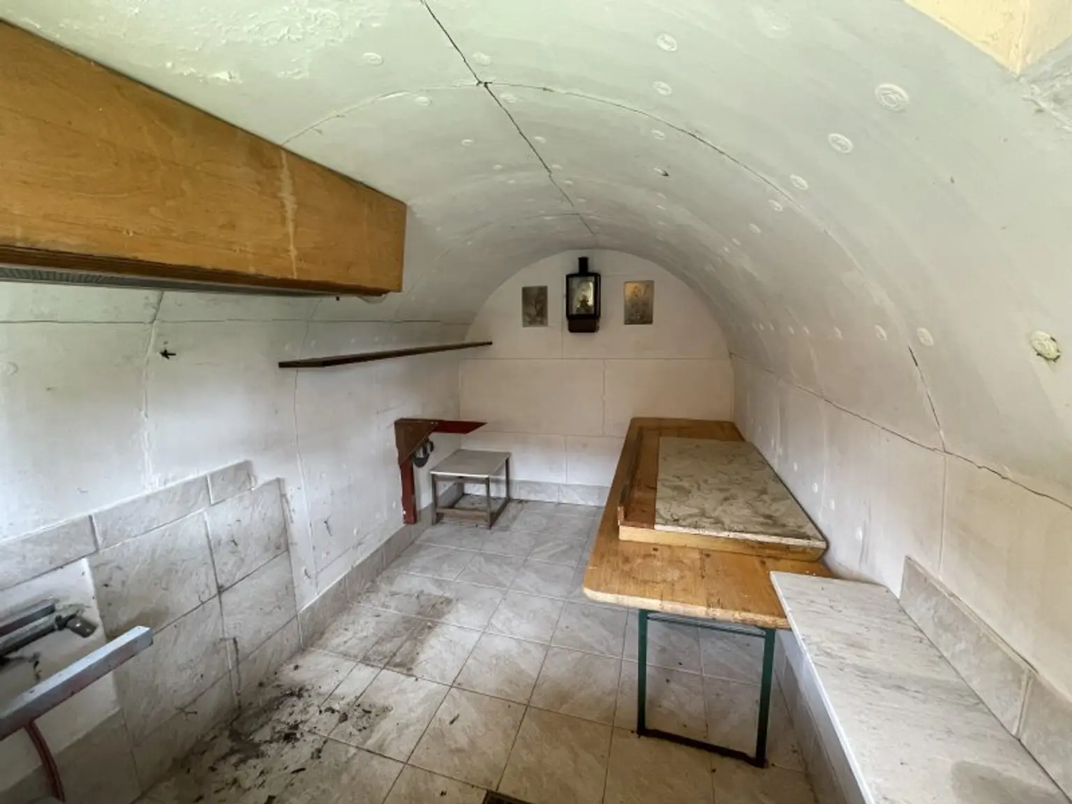 Kleines Landhaus mit Gewölbekeller in bester Ruhelage im Weinviertel