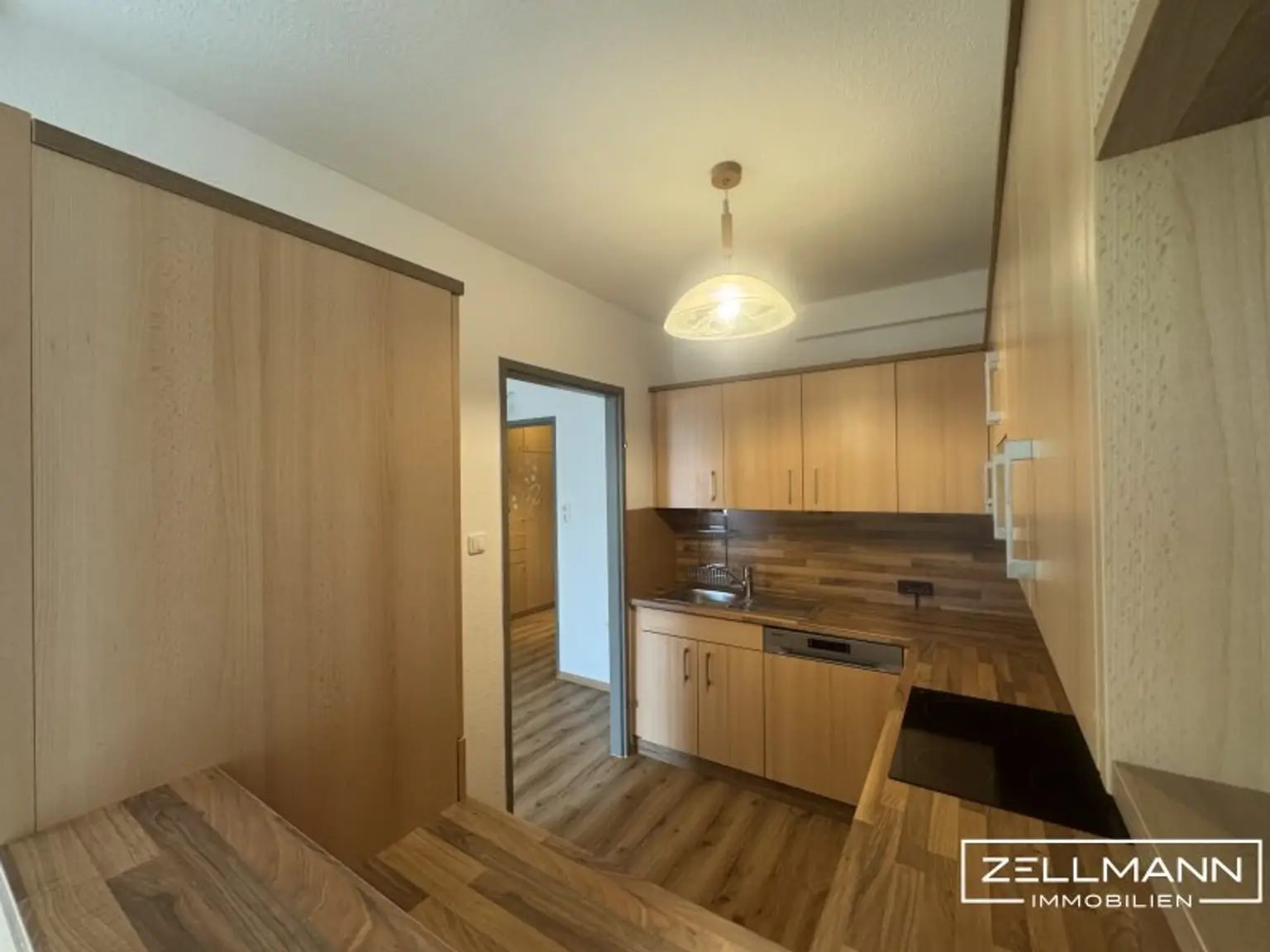 1 Zimmer Hit mit Grünblick | ZELLMANN IMMOBILIEN