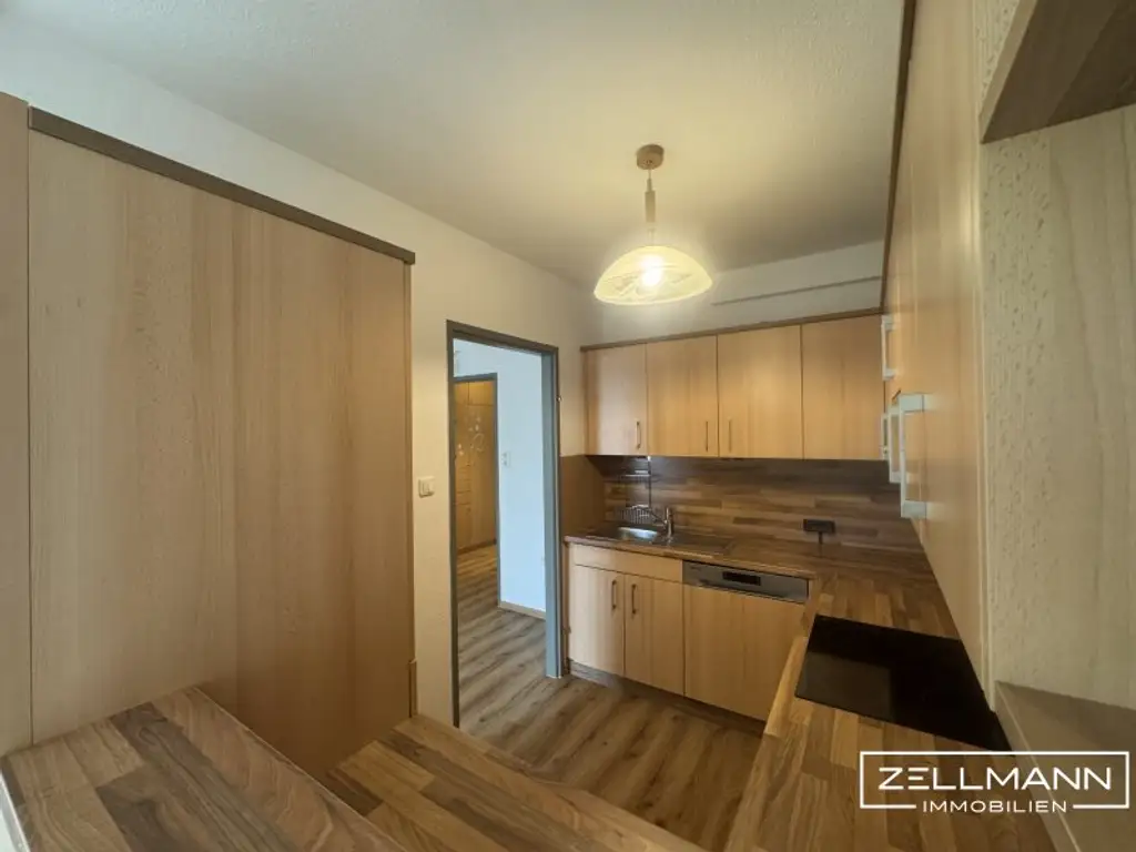 1 Zimmer Hit mit Grünblick | ZELLMANN IMMOBILIEN