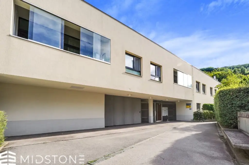 *Sonnige Gartenwohnung in ruhiger Lage* Komfortables Wohnen mit Terrasse und Garage
