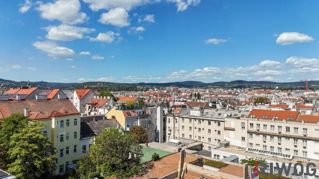 DG-ERSTBEZUG | Atemberaubender Fernblick | Dachterrasse | ca. 3 m Raumhöhe | Fernwärme & Klimaanlage | TG-Stellplatz optional | Nachhaltiges Wohnbauprojekt